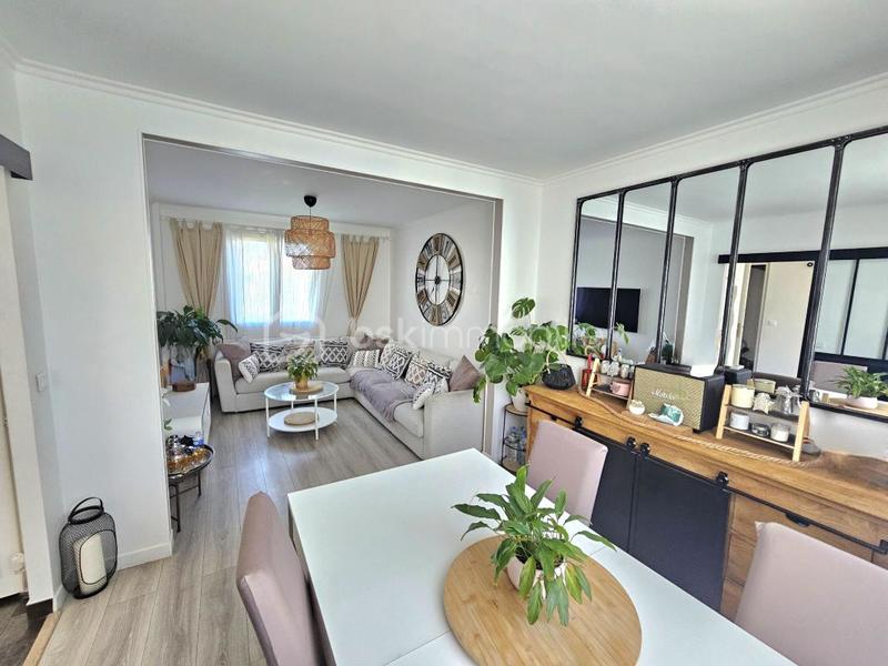 Maison - 95 m² - 6 pièces