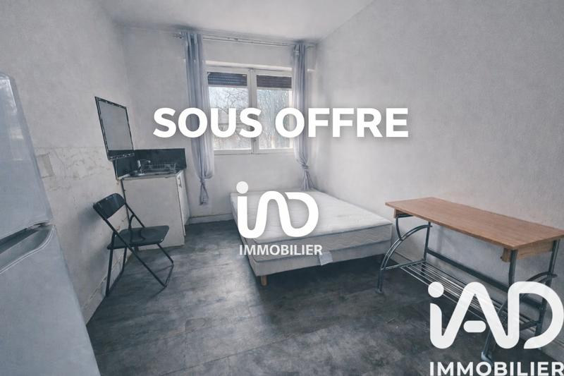 Studio - 11 m² - 1 pièce