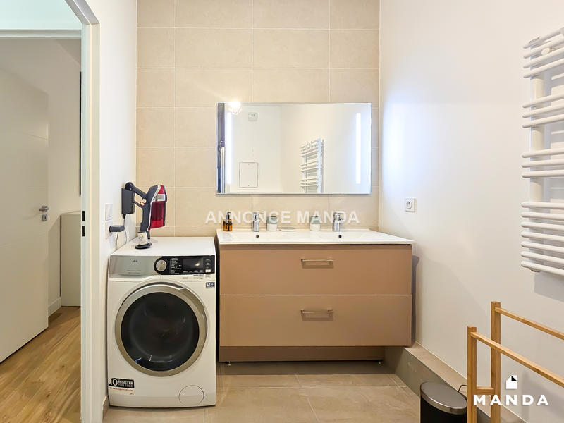 Chambre - 10 m² - 4 pièces