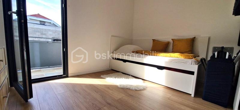 Maison - 93 m² - 4 pièces