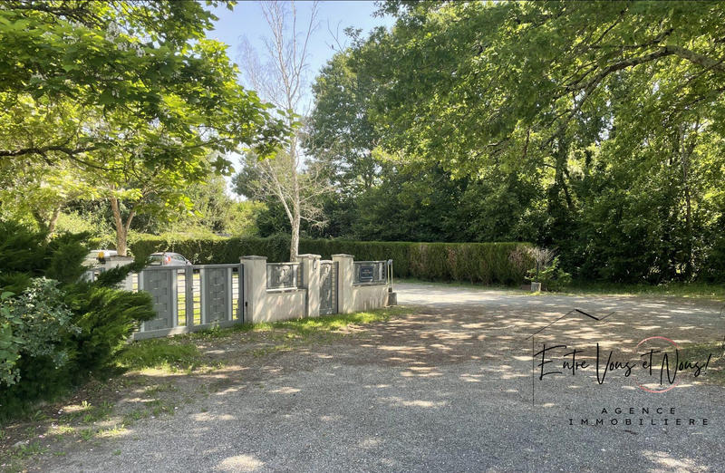 Fonds de commerce - Hôtellerie / Restauration - 132 m²