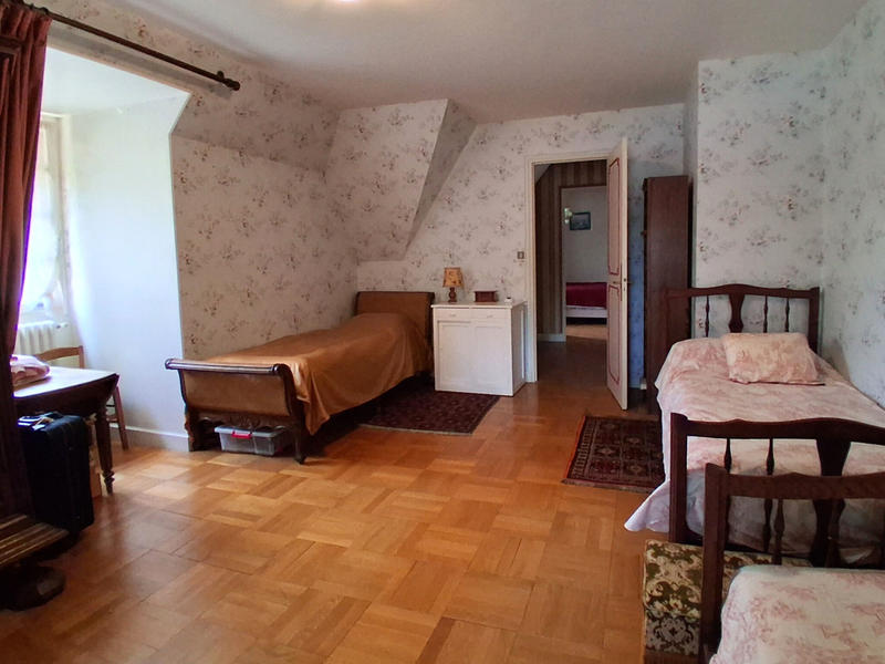 Maison - 169 m² - 5 pièces