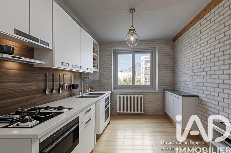 Appartement - 77 m² - 3 pièces