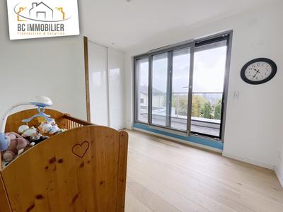 Maison - 174 m² - 6 pièces