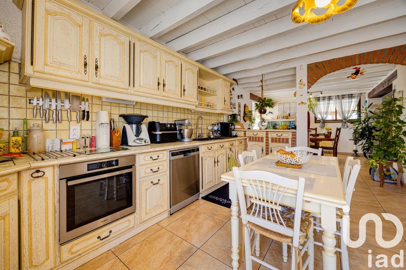 Maison - 260 m² - 7 pièces