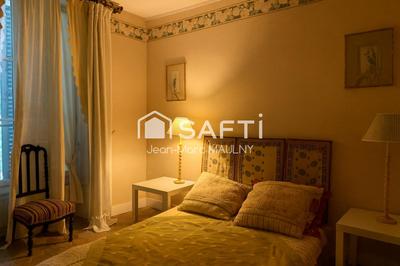 Maison - 166 m² - 7 pièces