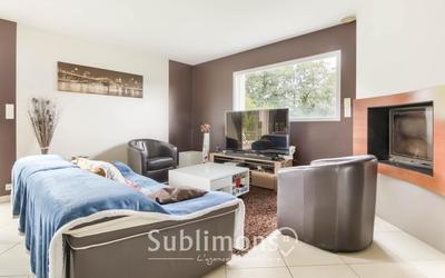 Maison traditionnelle - 124 m² - 6 pièces