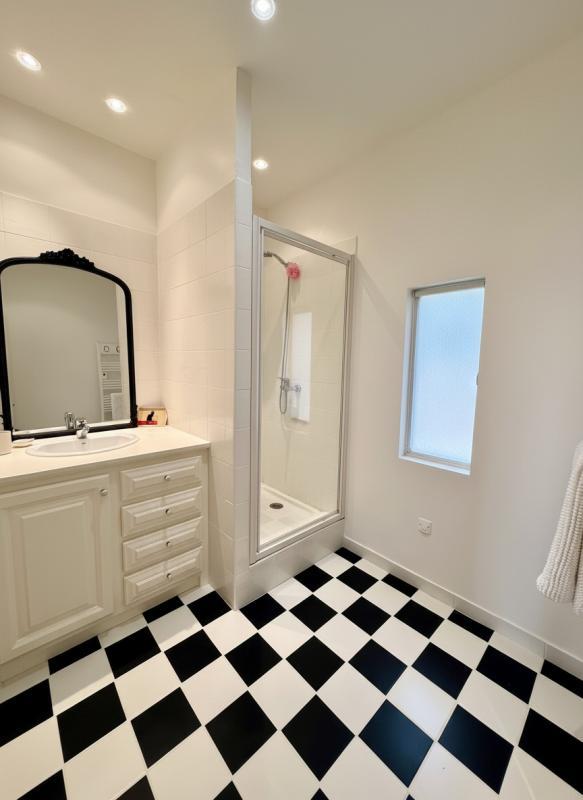 Appartement - 165 m² - 4 pièces