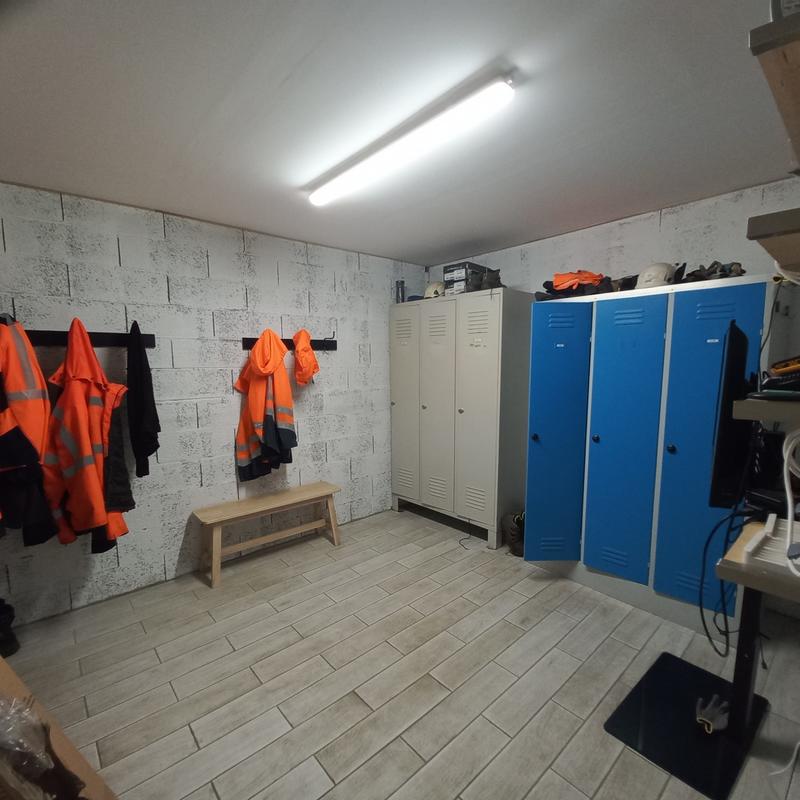 Local d'activités - 691 m²