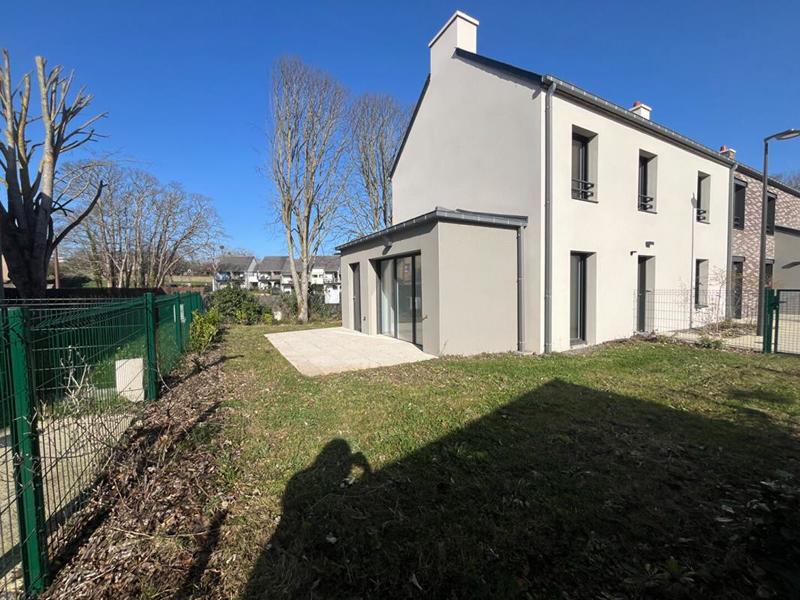 Maison - 101 m² - 5 pièces