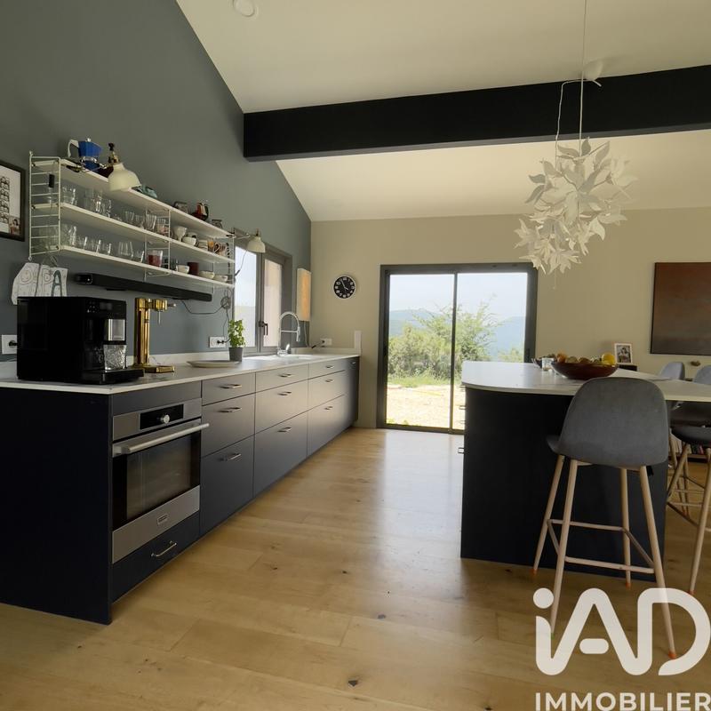 Maison - 159 m² - 5 pièces