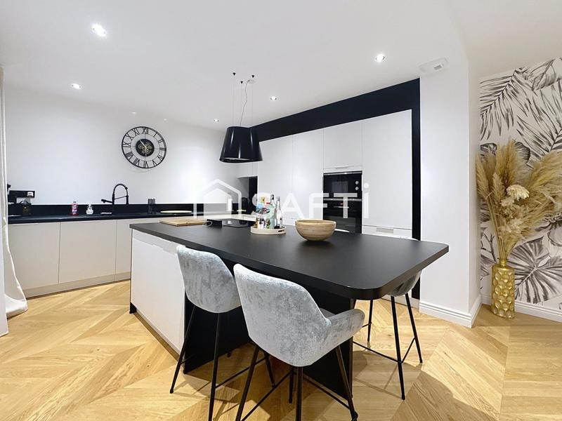 Maison - 160 m² - 7 pièces