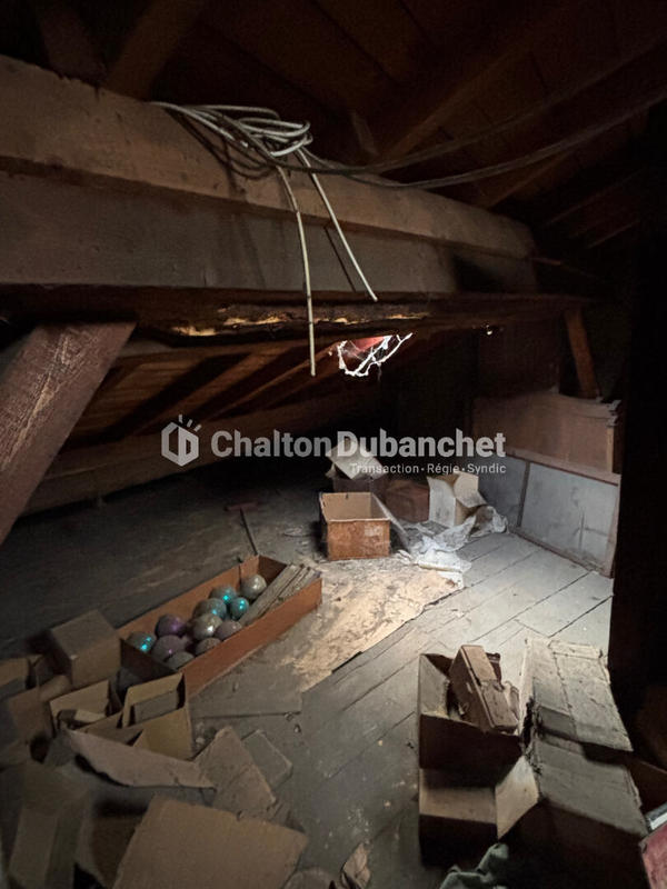 Immeuble - 240 m² - 4 pièces