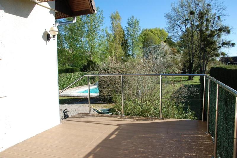 Maison - 216 m² - 8 pièces