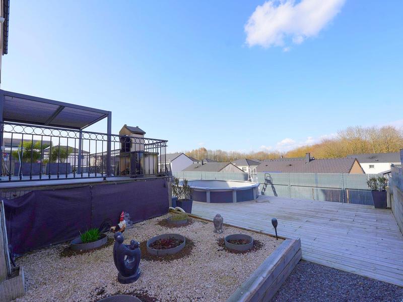 Maison - 110 m² - 6 pièces