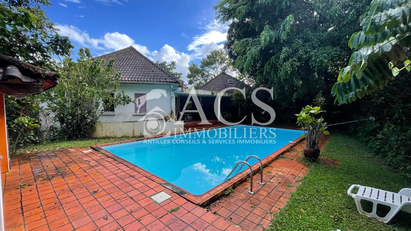 Villa - 400 m² - 12 pièces