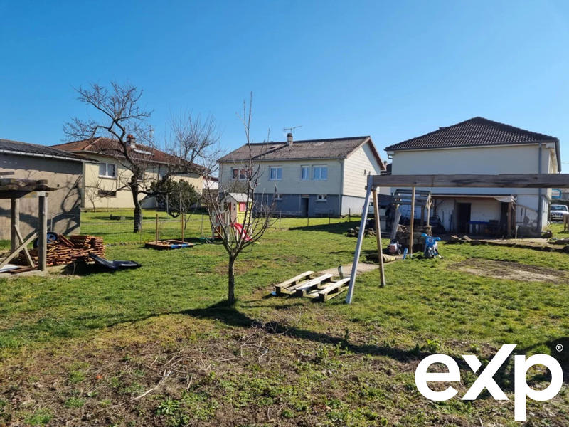 Maison traditionnelle - 100 m² - 4 pièces