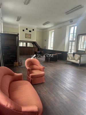 Maison de village - 250 m² - 2 pièces