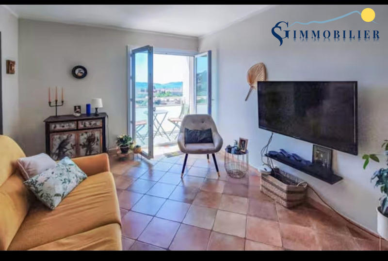 Appartement - 60 m² - 3 pièces