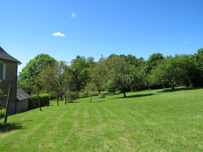 Maison - 250 m² - 6 pièces