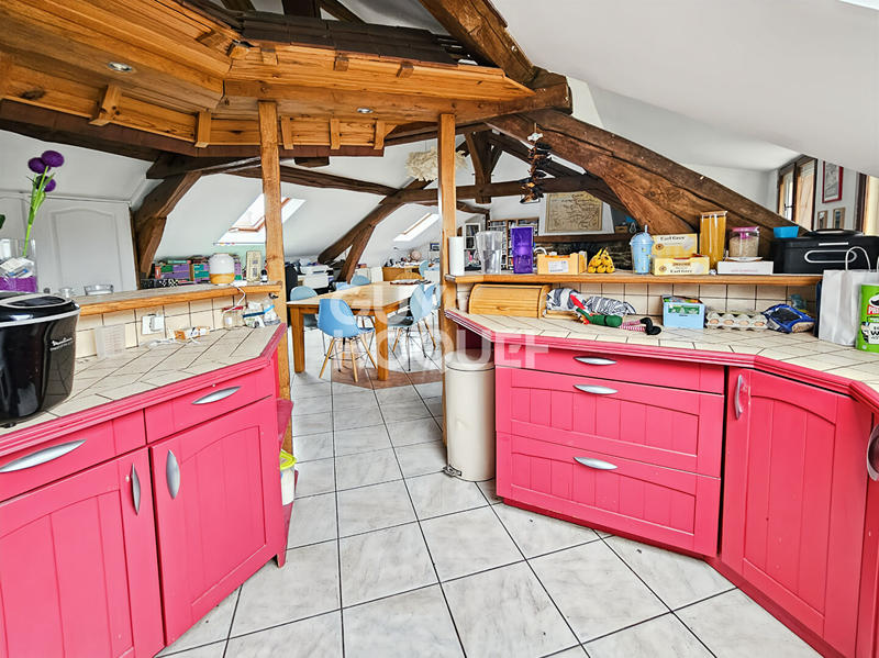 Appartement - 104 m² - 5 pièces