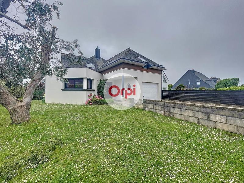 Maison - 121 m² - 5 pièces