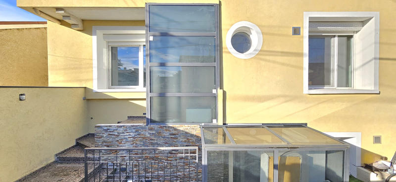 Appartement - 107 m² - 4 pièces