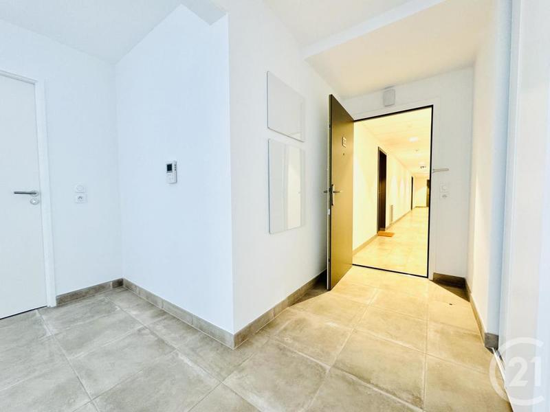 Appartement - 96 m² - 4 pièces