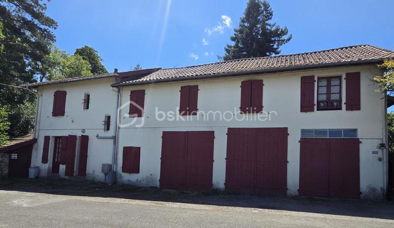 Propriété - 500 m² - 21 pièces