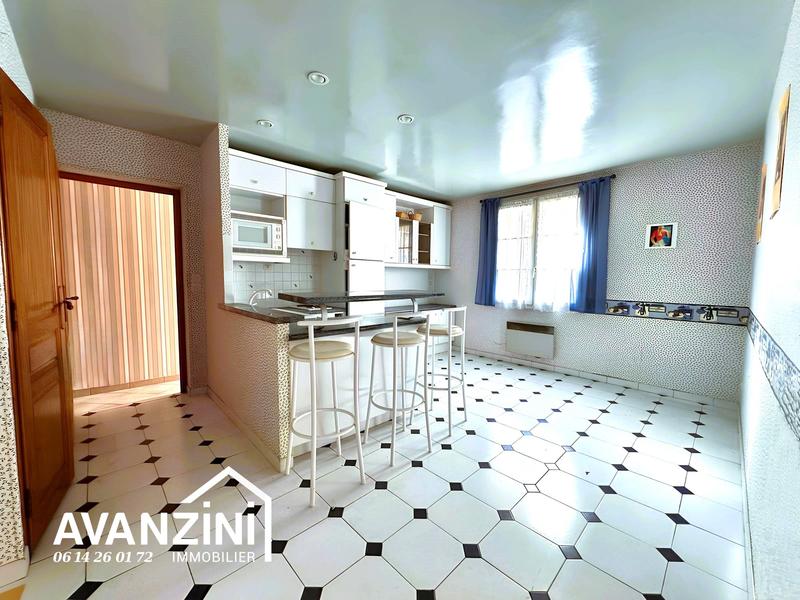 Maison - 163 m² - 6 pièces