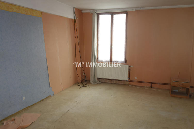 Maison - 215 m² - 8 pièces