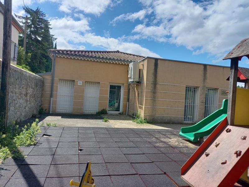 Bureau - 122 m² - 3 pièces