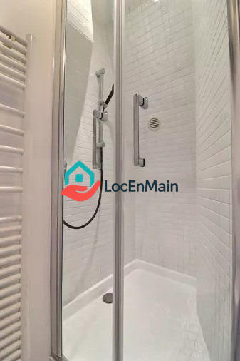 Studio - 25 m² - 1 pièce