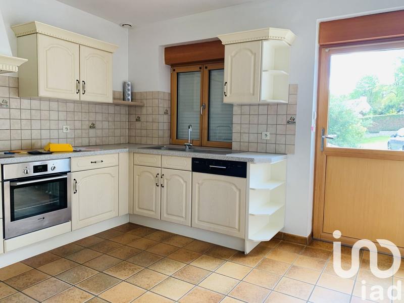 Maison - 99 m² - 5 pièces