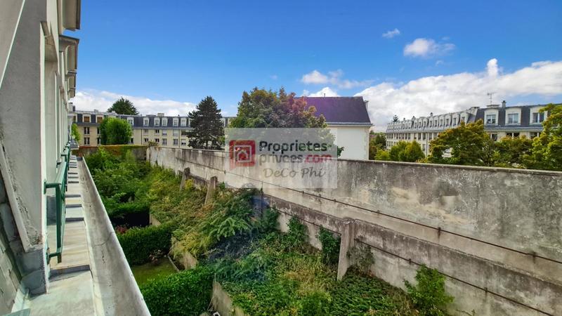 Appartement - 100 m² - 4 pièces