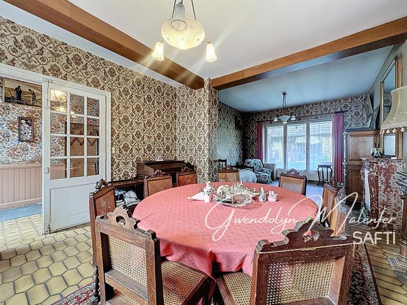 Maison - 163 m² - 8 pièces