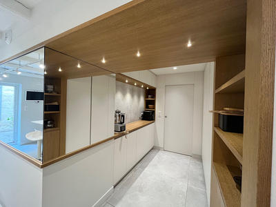 Maison - 317 m² - 7 pièces