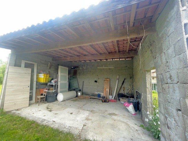 Maison - 180 m² - 8 pièces