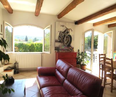 Maison - 172 m² - 9 pièces