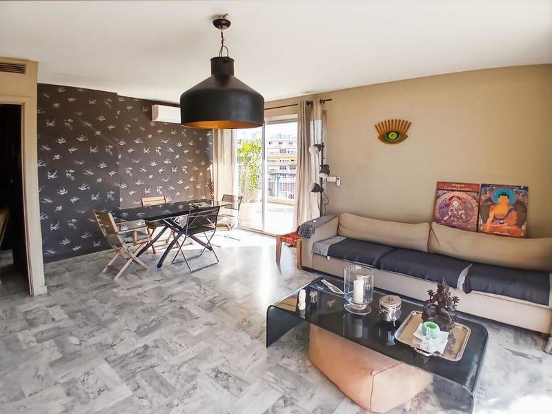 Penthouse - 82 m² - 3 pièces