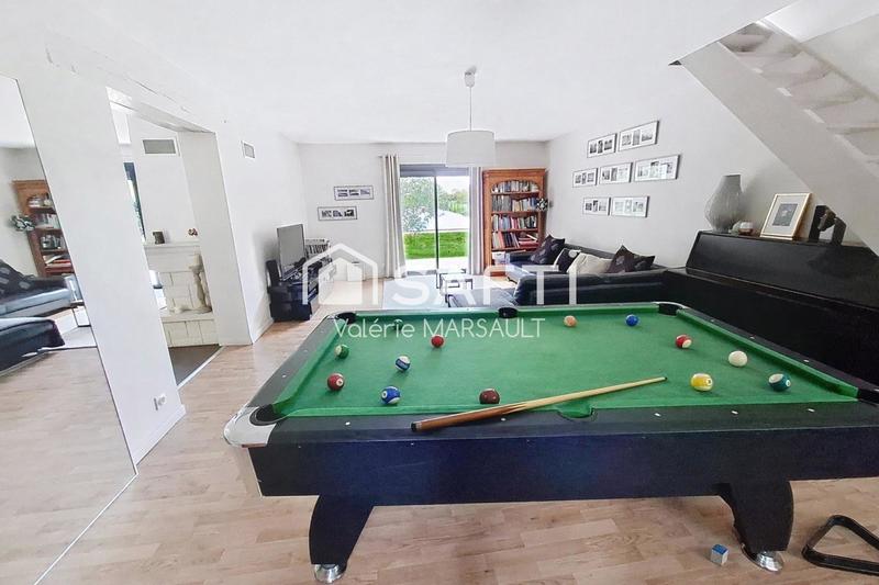 Maison - 180 m² - 7 pièces