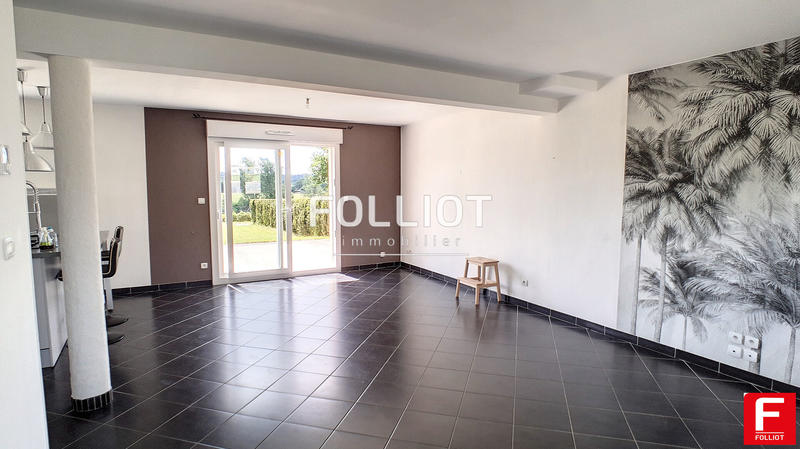 Maison - 91 m² - 6 pièces