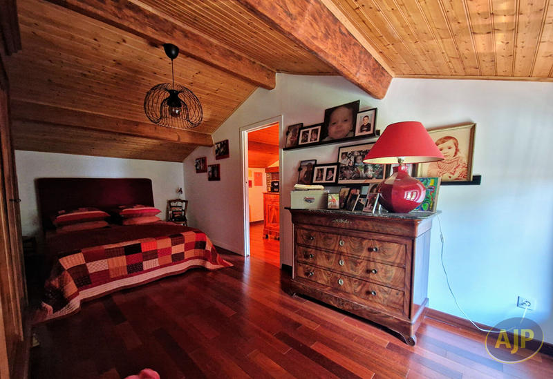 Maison - 182 m² - 6 pièces