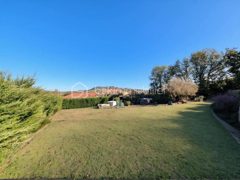 Maison - 167 m² - 6 pièces