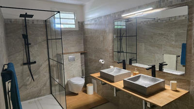 Villa - 278 m² - 8 pièces