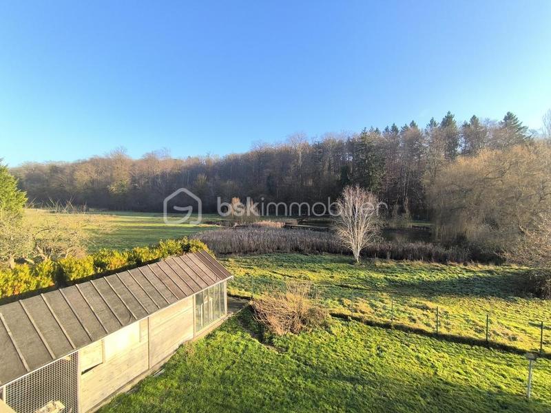 Maison traditionnelle - 290 m² - 9 pièces