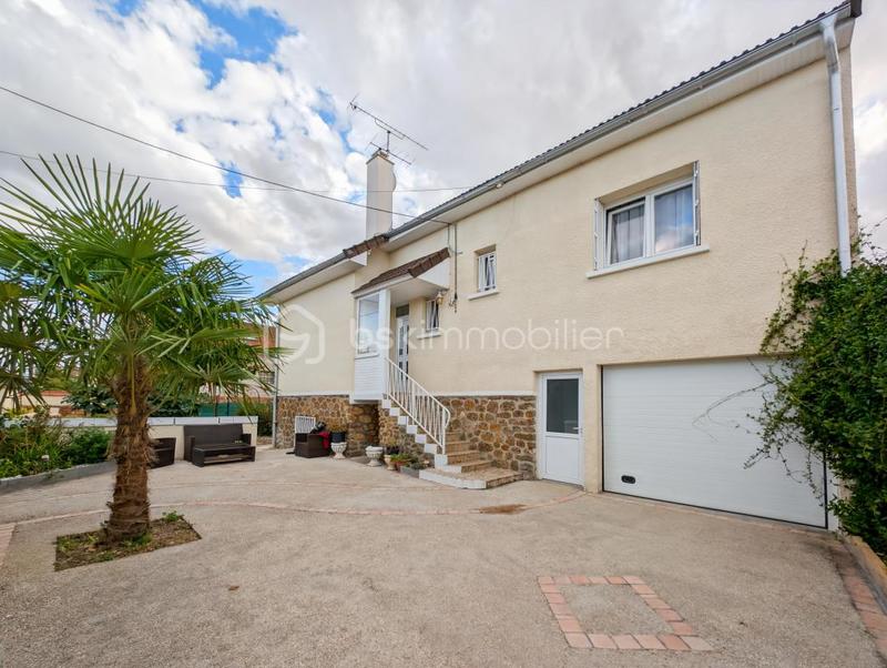 Maison - 135 m² - 6 pièces