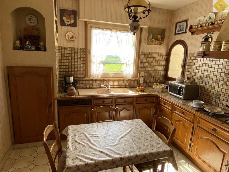 Maison - 259 m² - 8 pièces