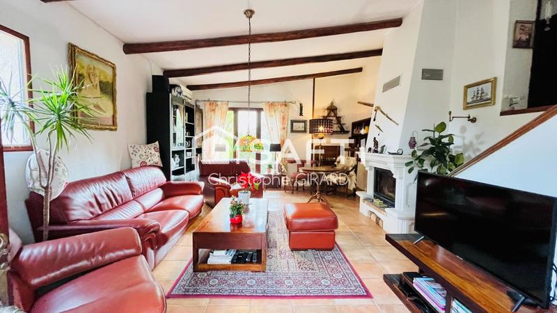 Maison - 137 m² - 6 pièces