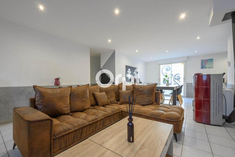 Maison - 94 m² - 5 pièces